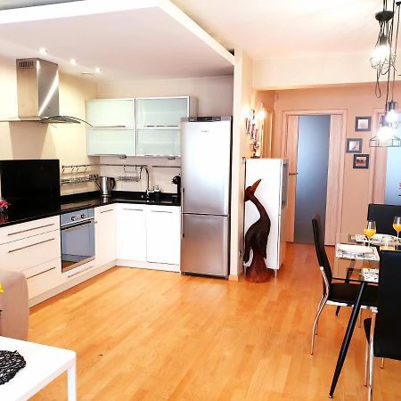 Apartament Crs Διαμέρισμα Ζιελόνα Γκόρα Εξωτερικό φωτογραφία