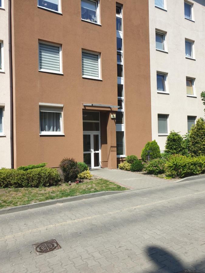 Apartament Crs Διαμέρισμα Ζιελόνα Γκόρα Εξωτερικό φωτογραφία